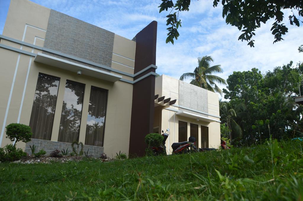 James Homestay Siquijor Exterior photo